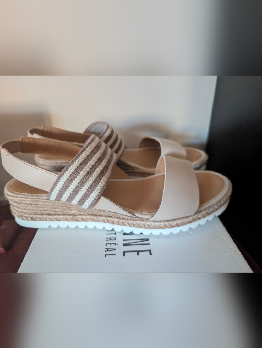 La CANADIENNE Casablanca  White and Cream Espadrille Wedge Sandal 8.5